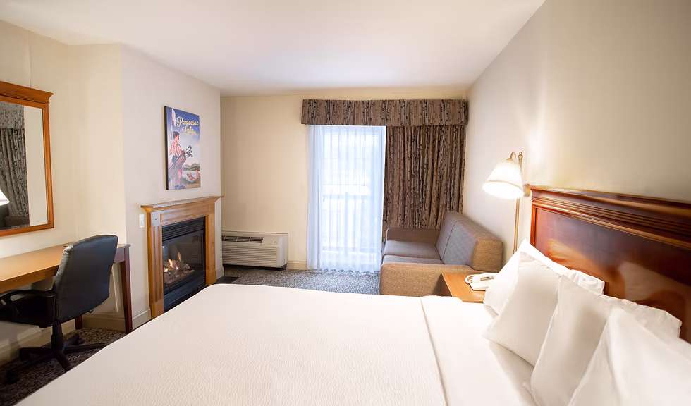 Bedroom at the Yankee Inn in Lenox MA